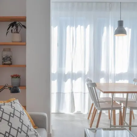 Av Premio Real 13 Apartment