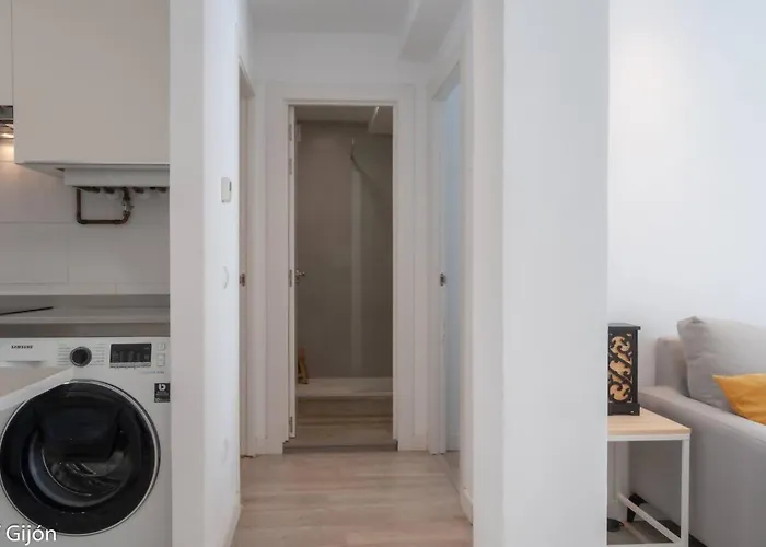 Apartment Avg Premio Real 13 *